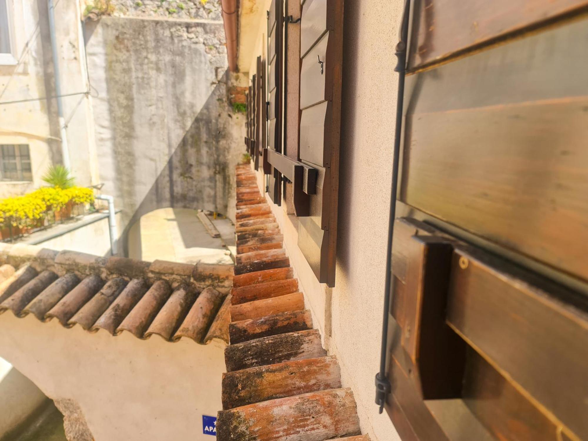 Apartment In The Shadow Of Nehaj - New App *